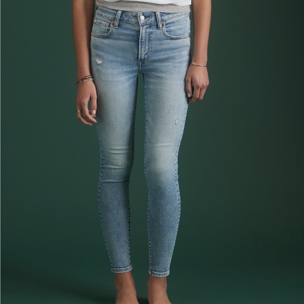 NWT AE77 Light Blue Skinny Jeans